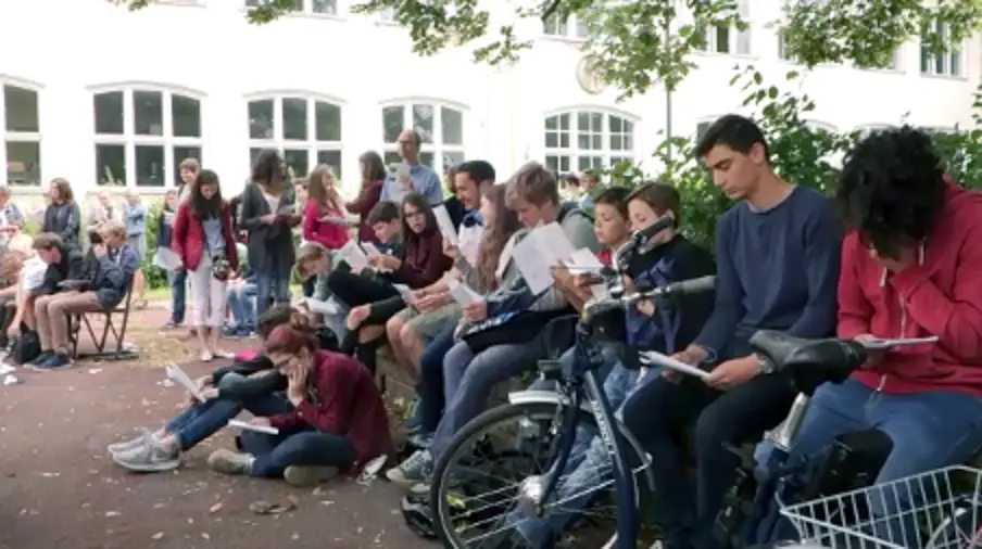 Schüler singen